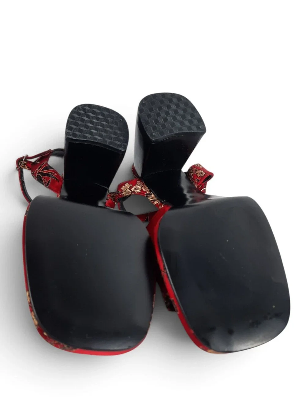 New Y2K GREATER L.A. Platform Heels Sandles Asian Red Satin Floral MCM Vtg 7